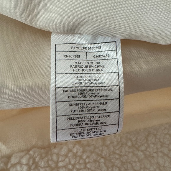 Cupcakes and Cashmere Havana Cream White Teddy Bear Coat - Picture 9 of 9